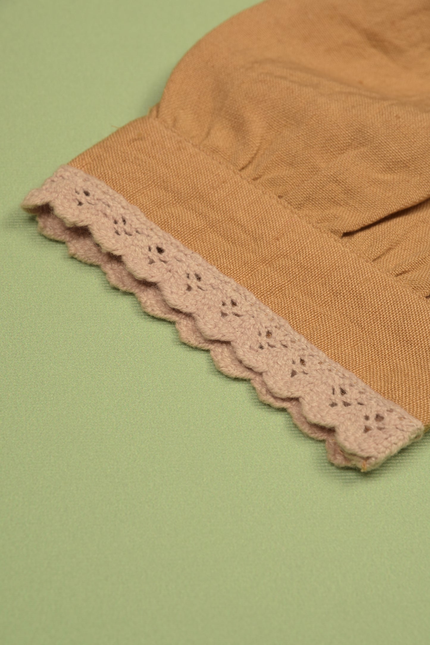 Embroidered yoke with Puff Sleeves